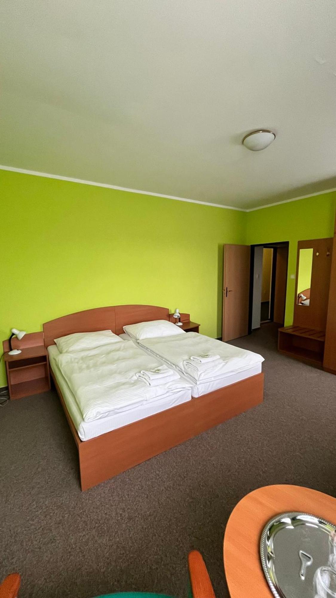 Grandhotel Novy Bor Exterior photo