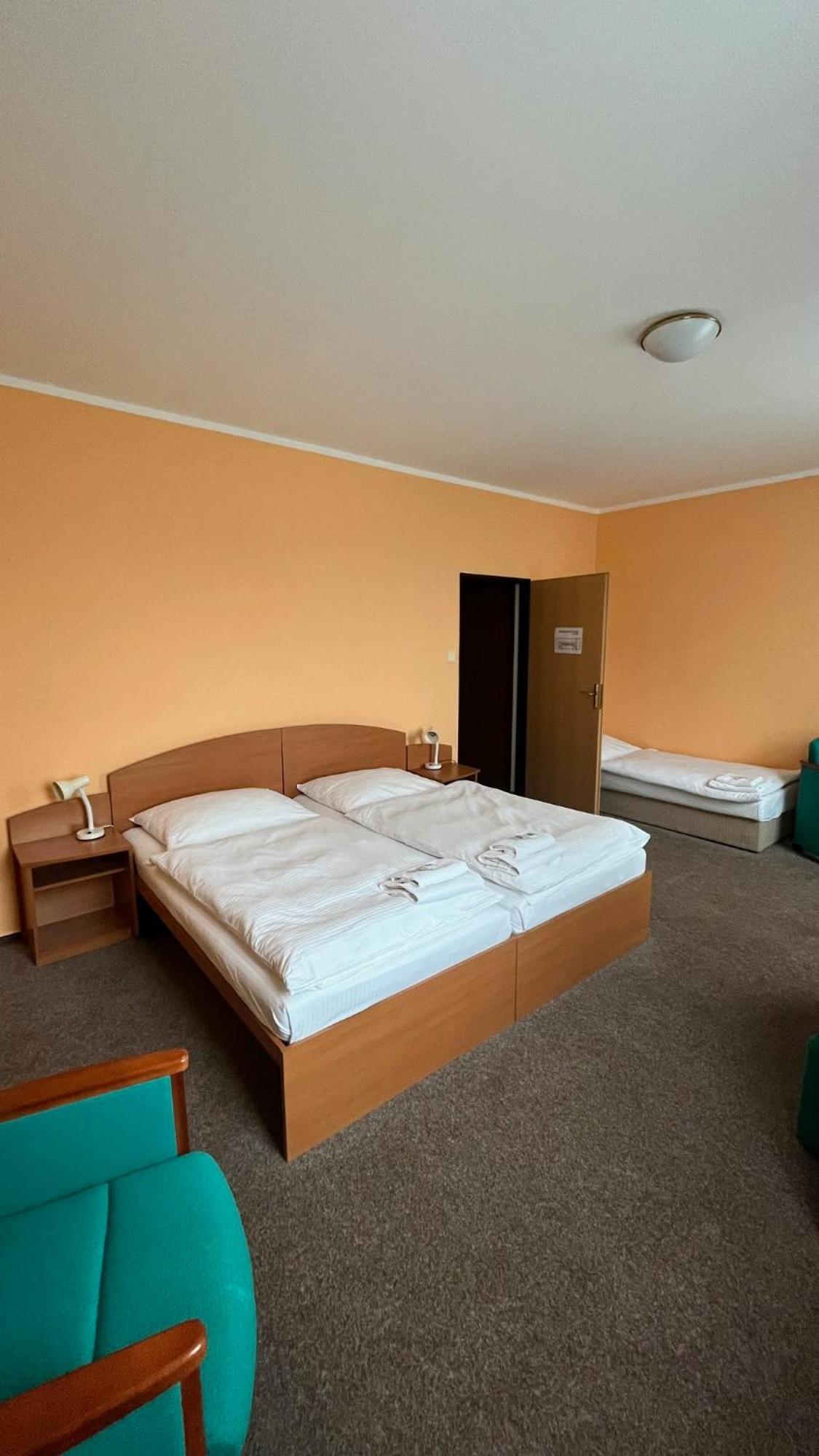 Grandhotel Novy Bor Exterior photo