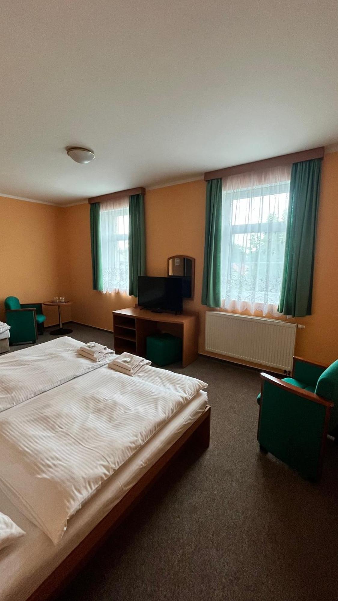 Grandhotel Novy Bor Exterior photo