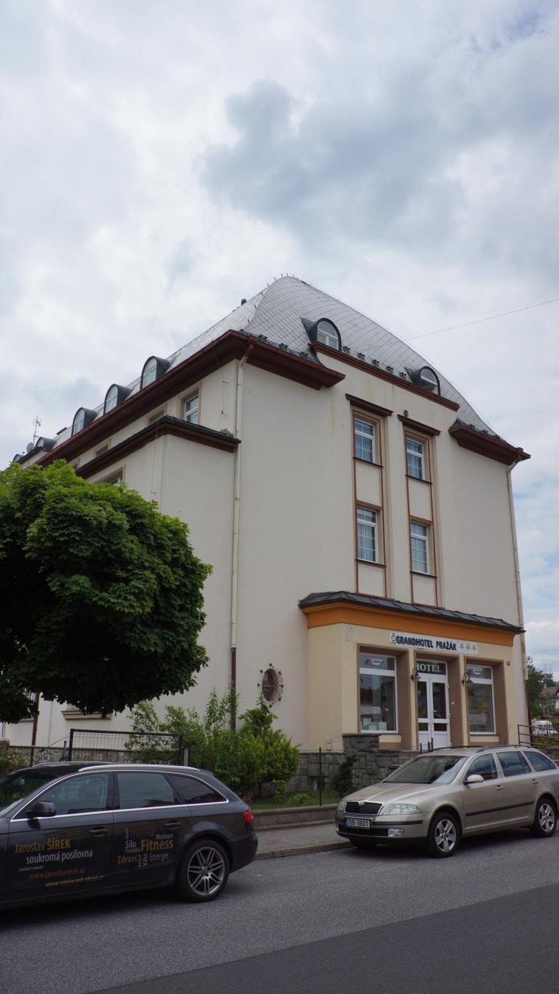 Grandhotel Novy Bor Exterior photo